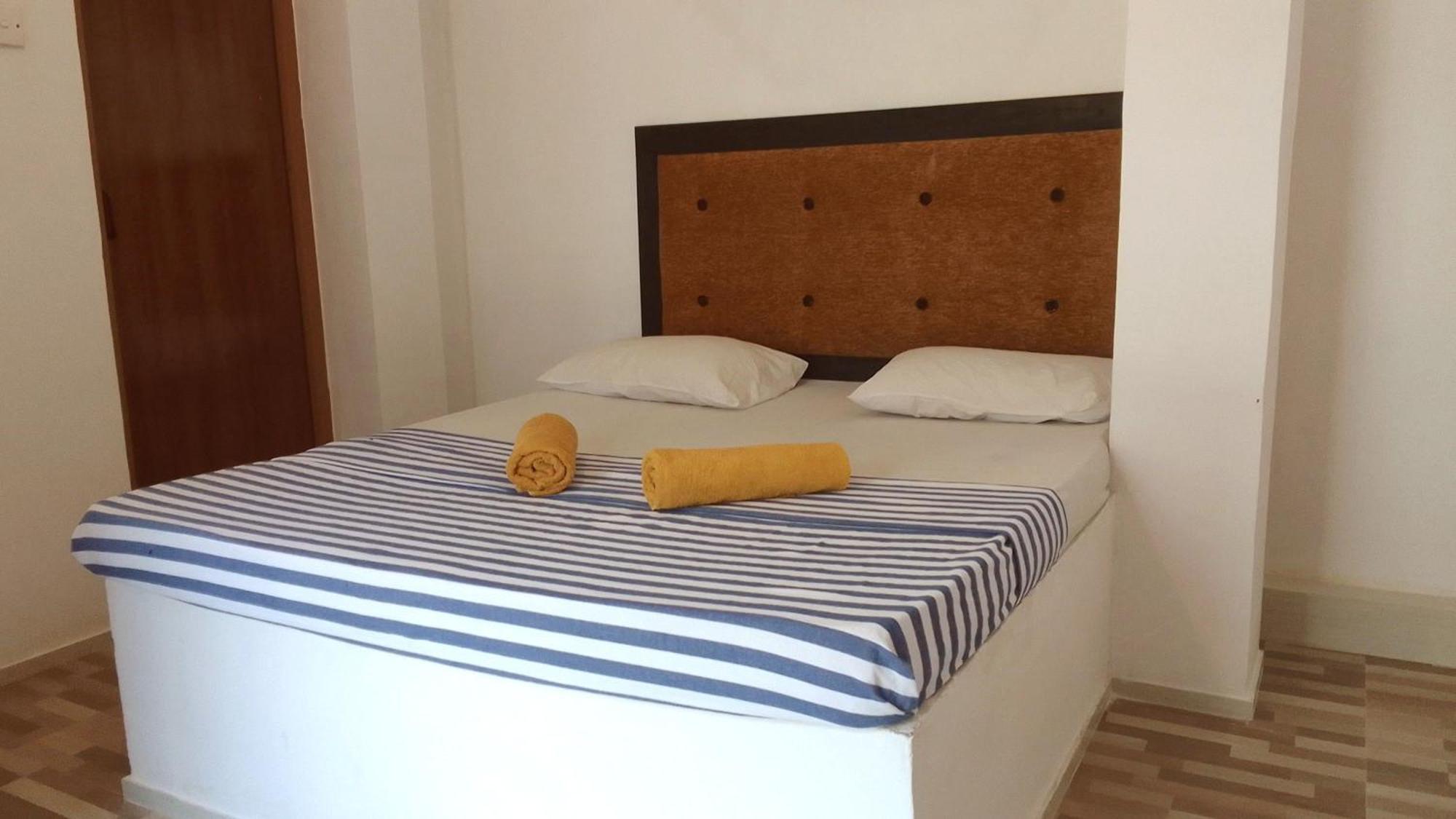 Share Safari House Udawalawe B&B 외부 사진